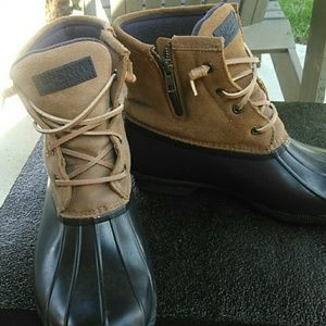 Sperry Top-Sider waterproof boots sz 9